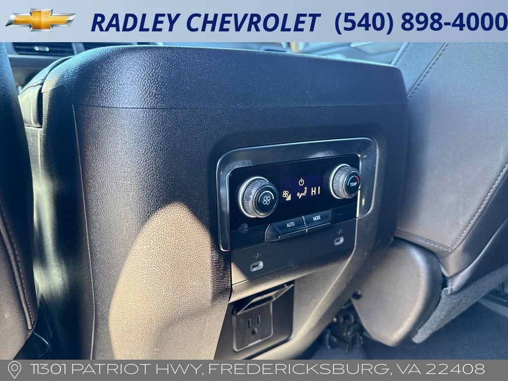 Used 2021 Chevrolet Suburban Z71 image 13