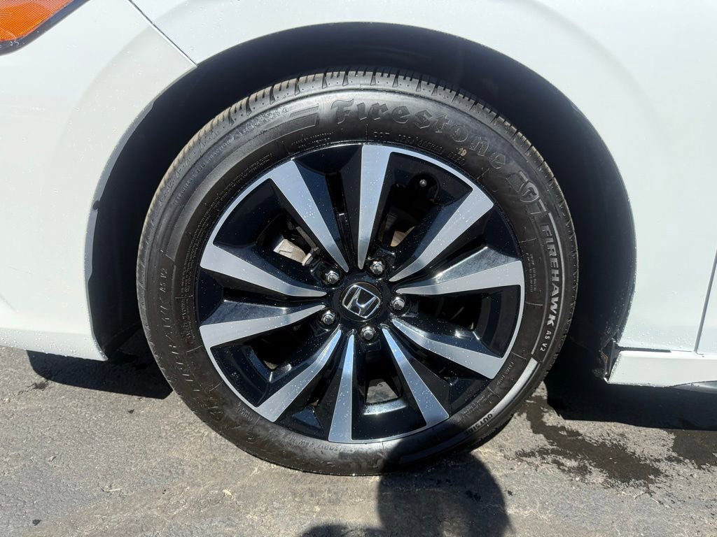 Used 2022 Honda Civic EX-L image 9