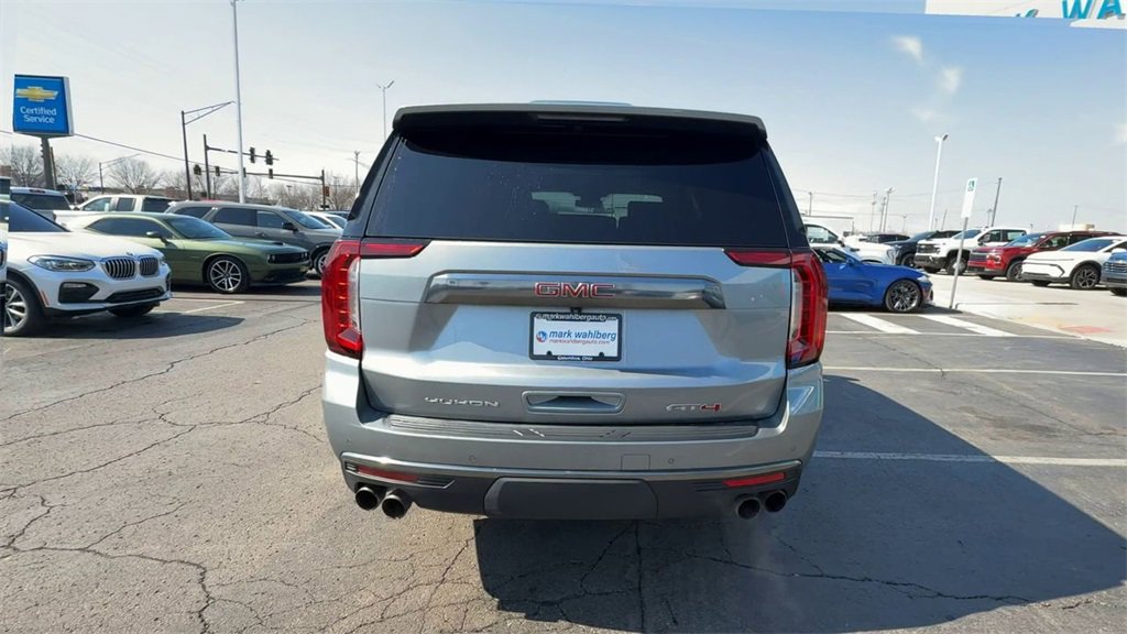 Used 2023 GMC Yukon XL AT4 w/ AT4 Premium Plus Package image 7