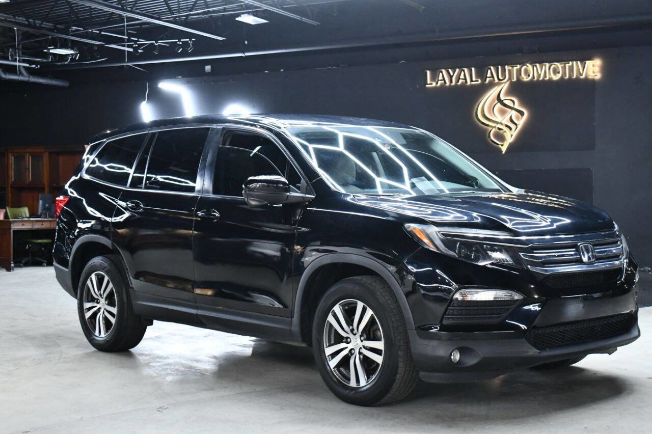 Used 2017 Honda Pilot EX image 1