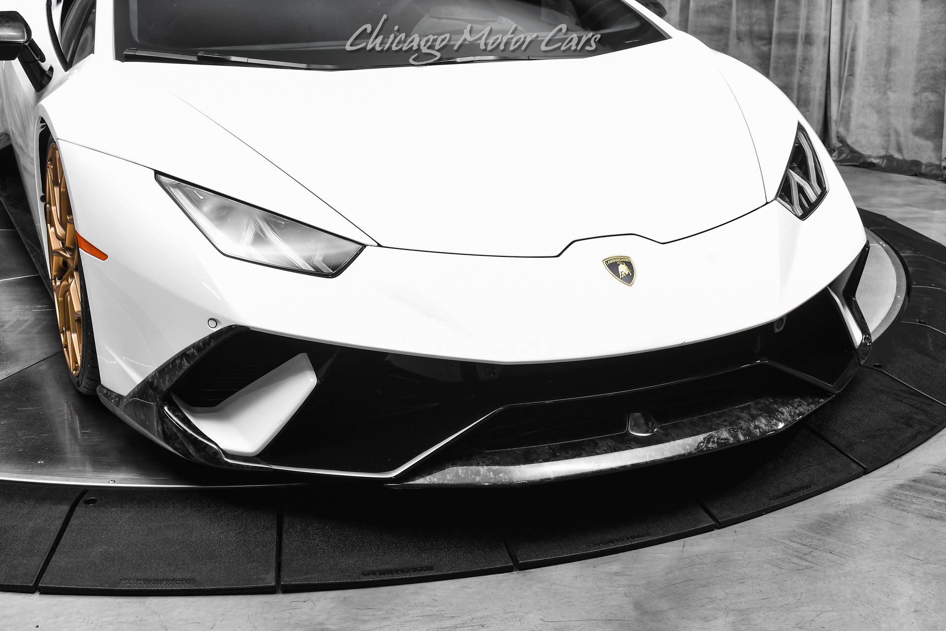 Used 2018 Lamborghini Huracan Performante image 44