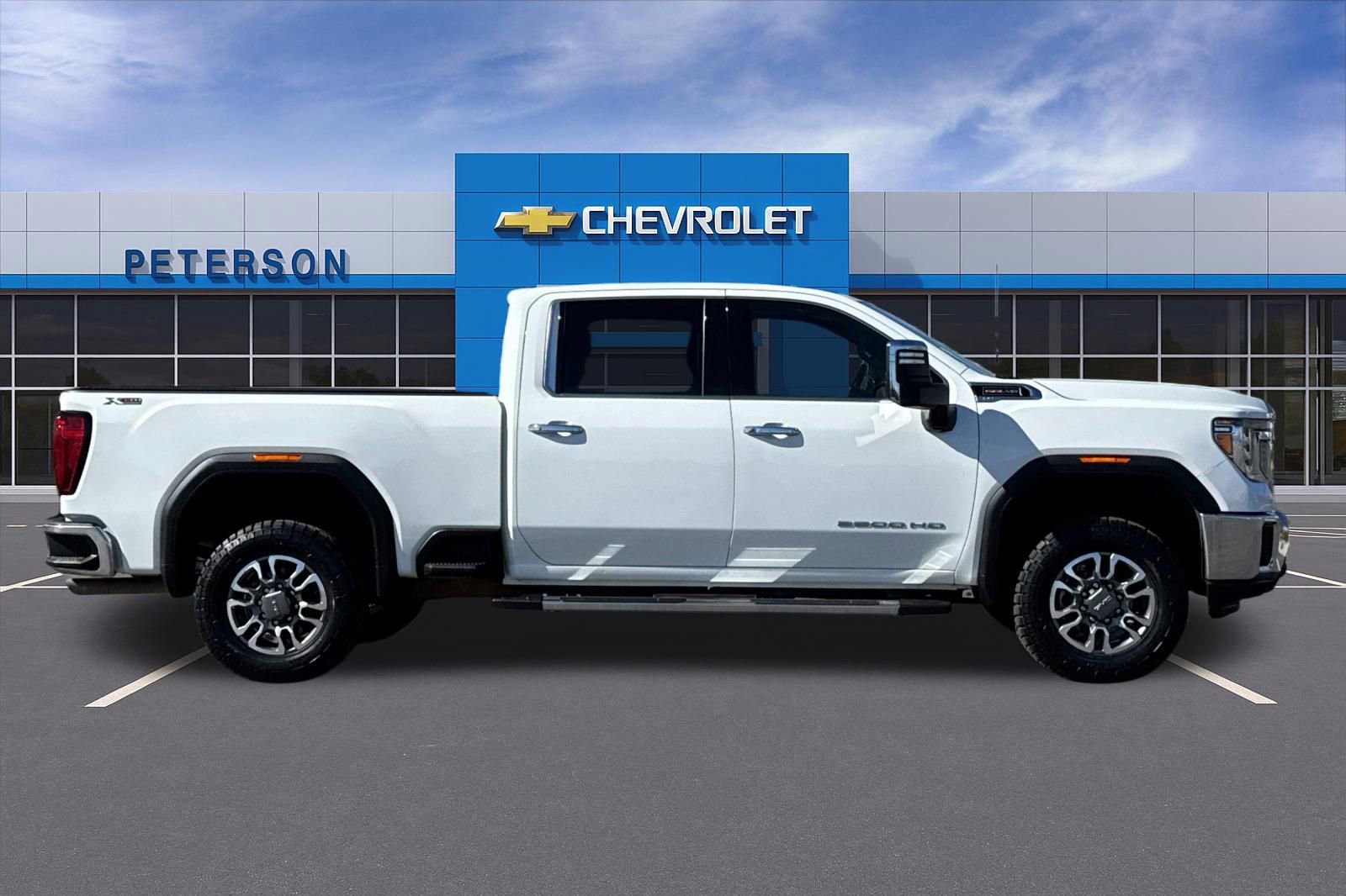 Certified 2023 GMC Sierra 3500 SLT w/ SLT Premium Package AWD/4WD image 3