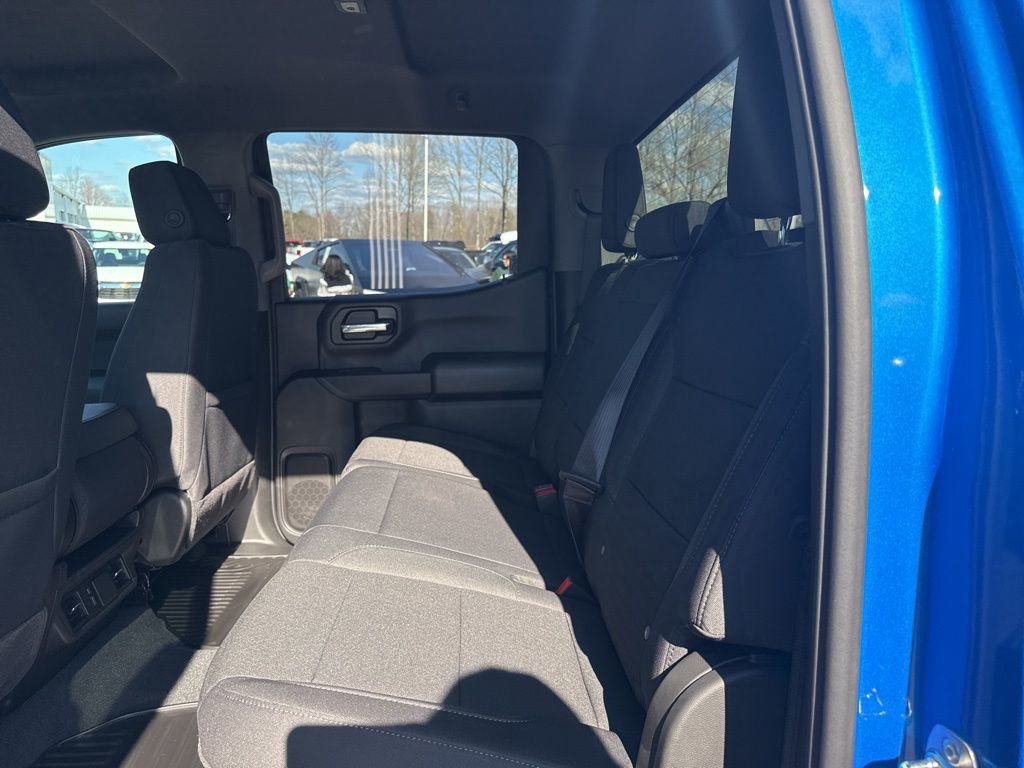 Used 2026 Chevrolet Silverado 1500 Custom w/ Turbomax Blackout Package AWD/4WD image 12