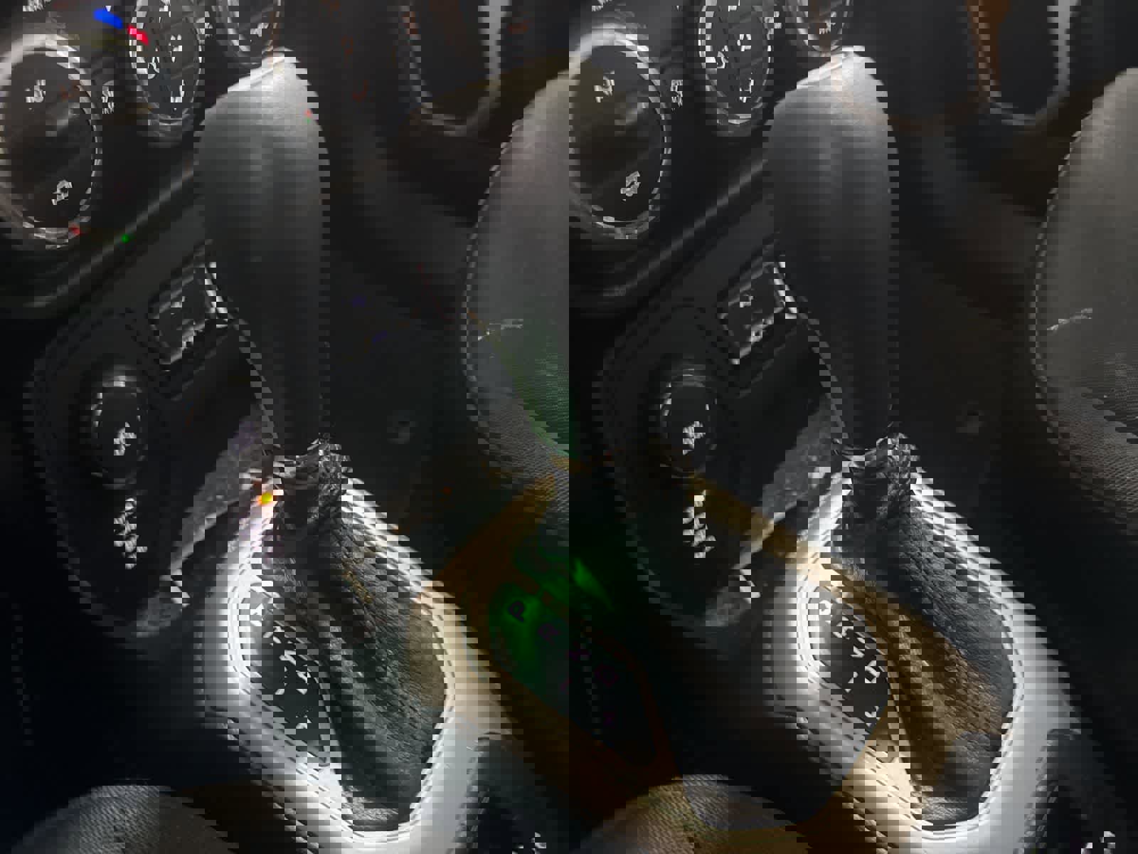 Used 2017 Jeep Renegade Latitude w/ Popular Equipment Group image 27