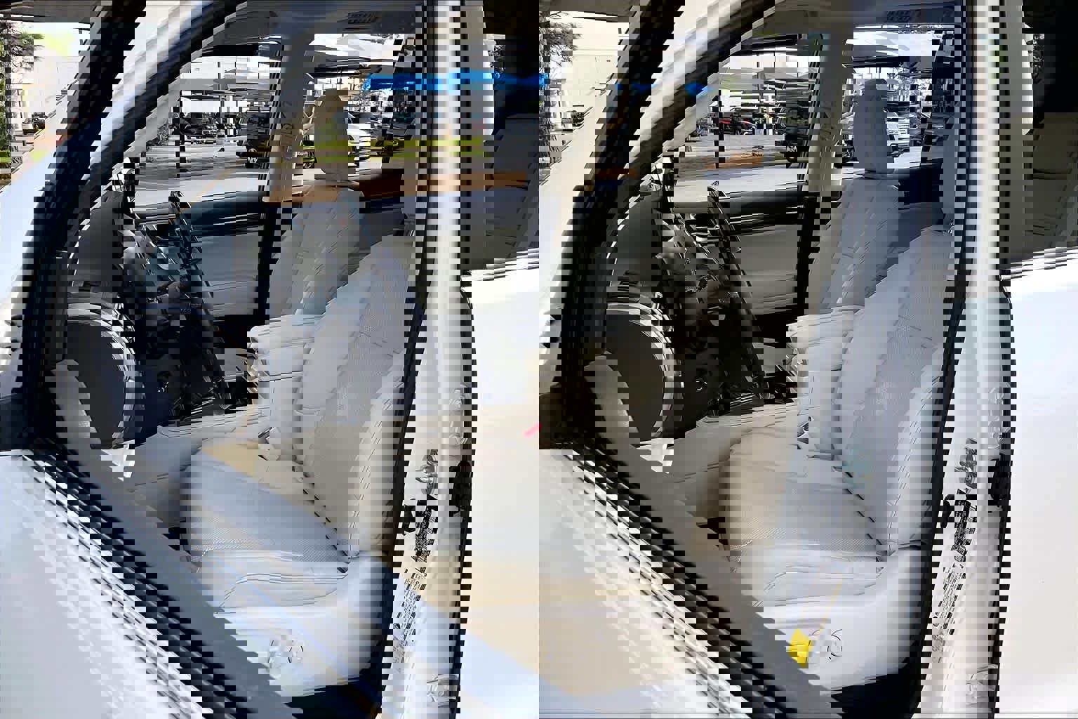 Used 2023 Lexus GX 460 Premium w/ Premium Package image 8