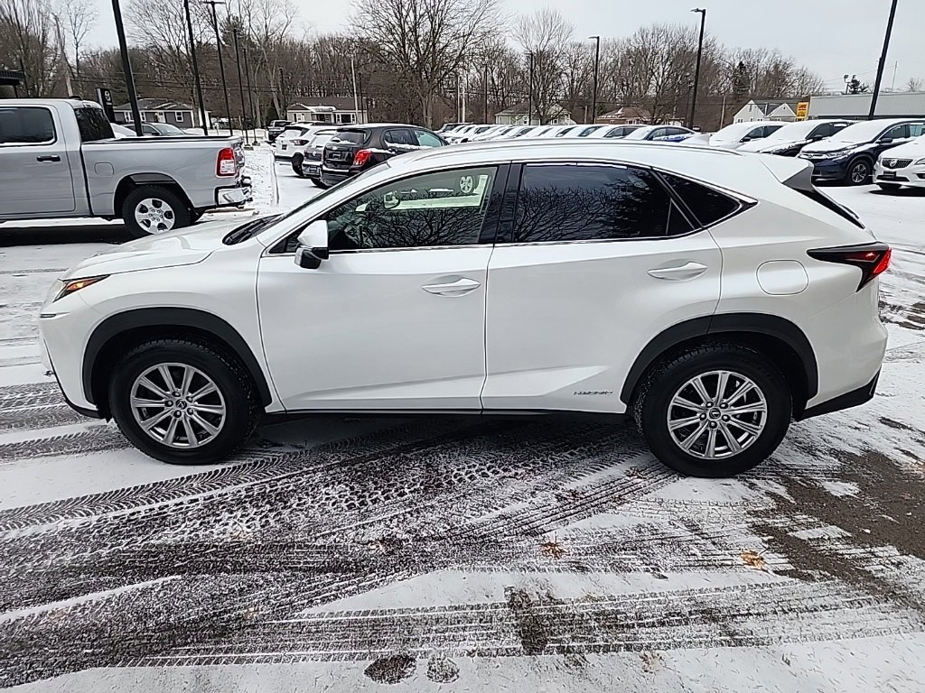 Used 2018 Lexus NX 300h AWD image 10
