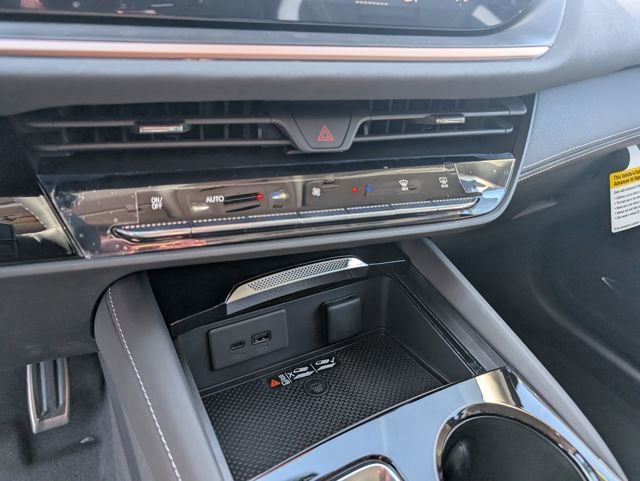 New 2026 Buick Envision Sport Touring image 21