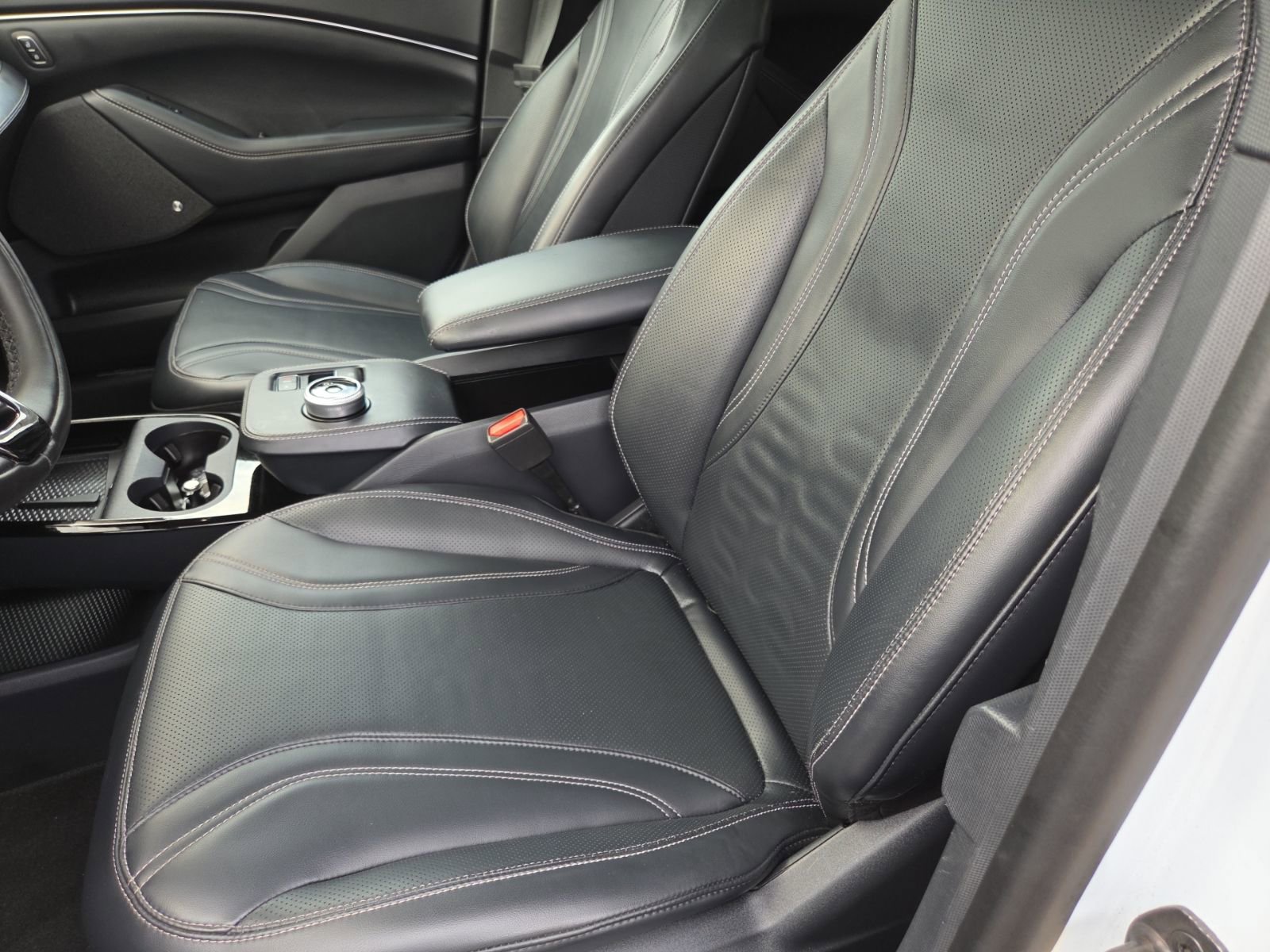 Used 2023 Ford Mustang Mach-E Premium image 18