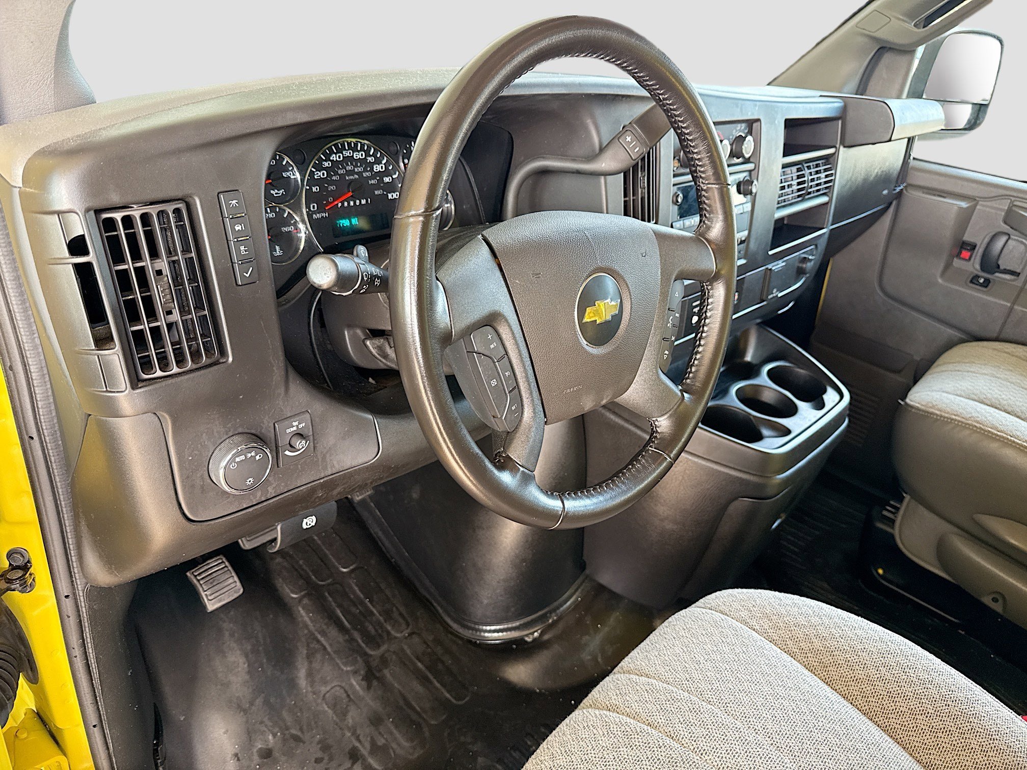 Used 2023 Chevrolet Express 2500 w/ Driver Convenience Package image 21