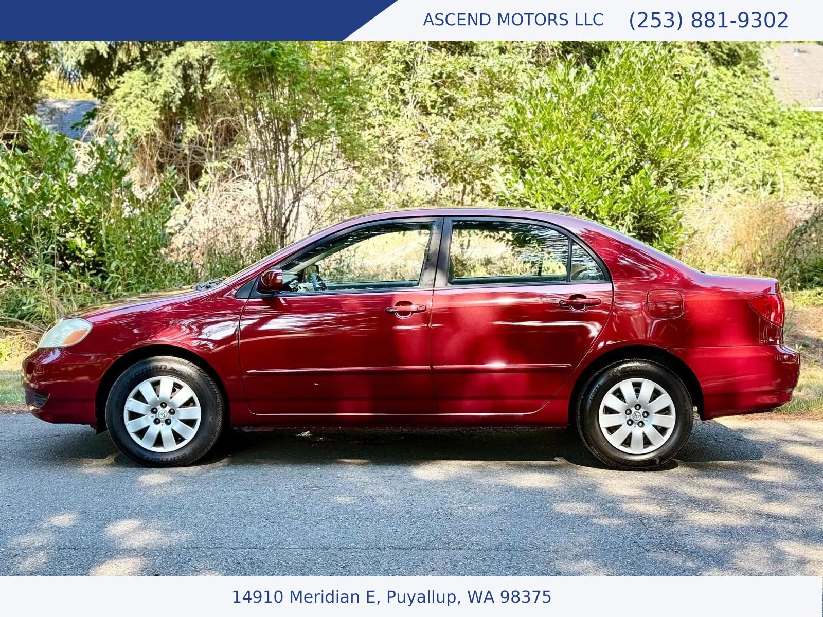 Used 2004 Toyota Corolla LE w/ Preferred Accessory Pkg FWD image 2