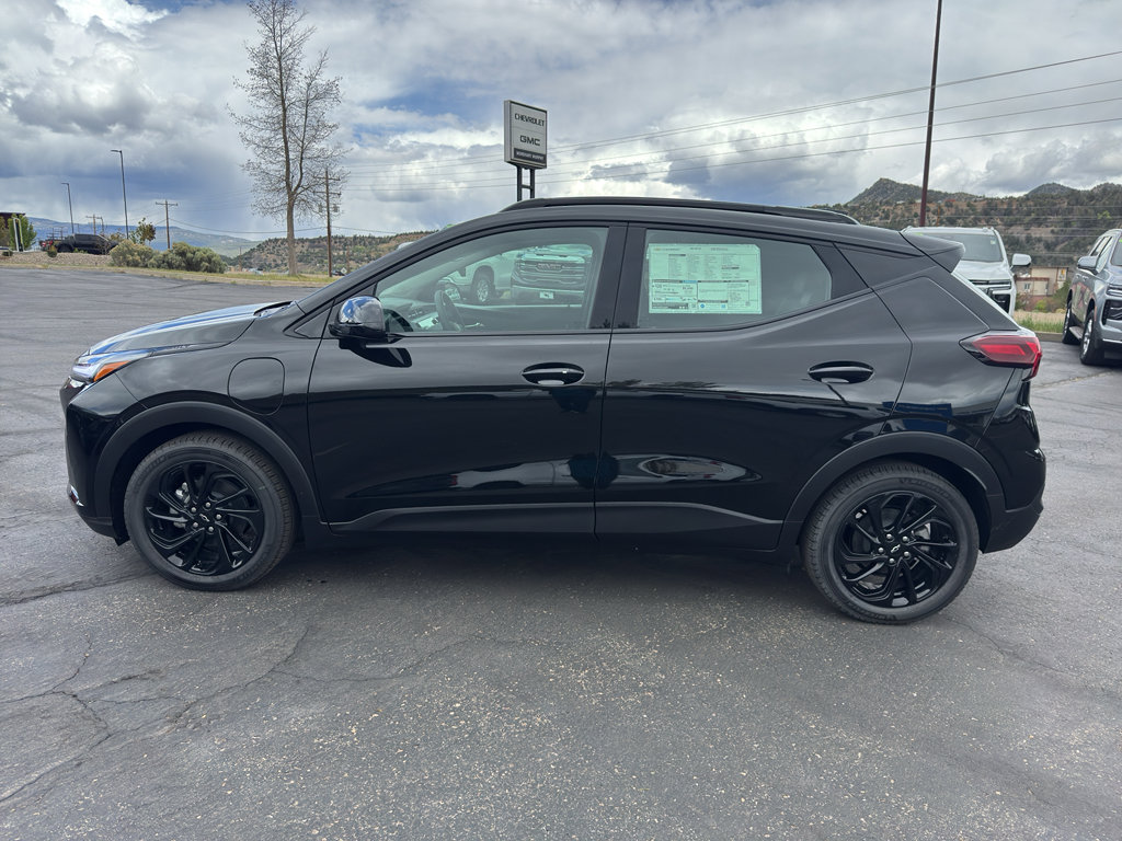 New 2027 Chevrolet Bolt RS FWD image 4