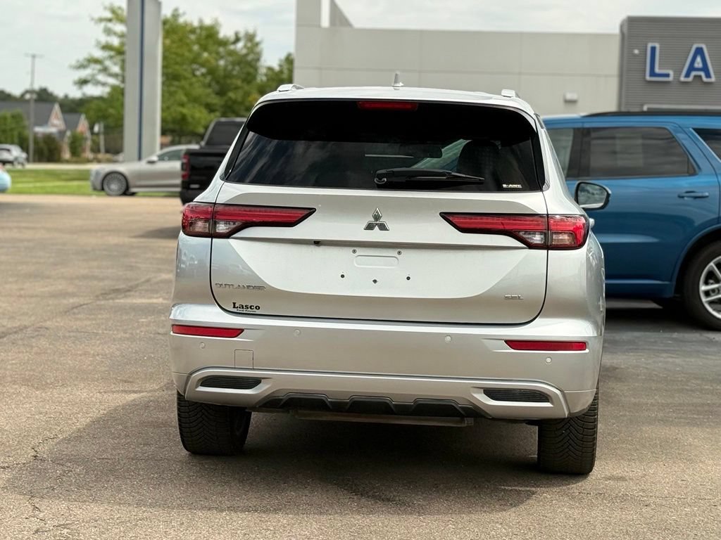 Used 2022 Mitsubishi Outlander SEL AWD/4WD image 35