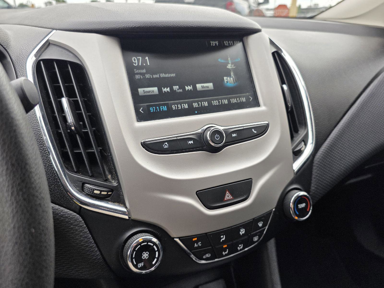 Used 2018 Chevrolet Cruze LS FWD image 14