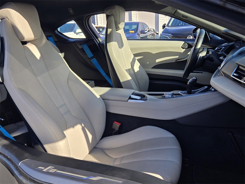 Used 2015 BMW i8 image 15