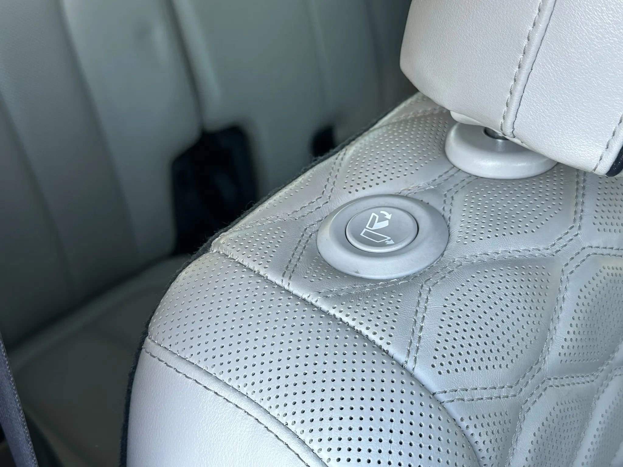 Used 2021 Hyundai Palisade Calligraphy image 27