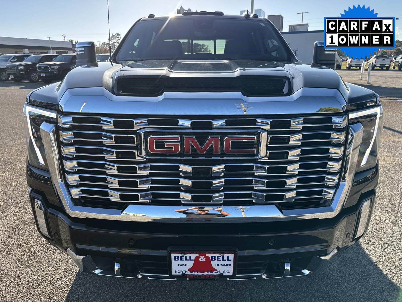 Used 2024 GMC Sierra 2500 Denali w/ Denali Reserve Package image 9
