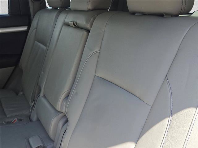 Used 2014 Toyota Highlander XLE AWD/4WD image 20