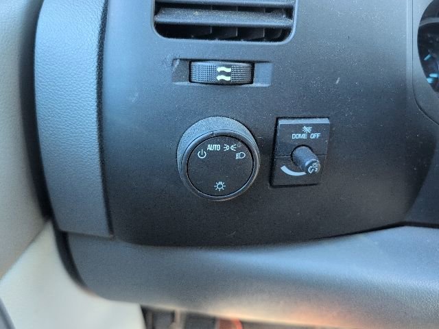 Used 2013 Chevrolet Silverado 1500 W/T image 16