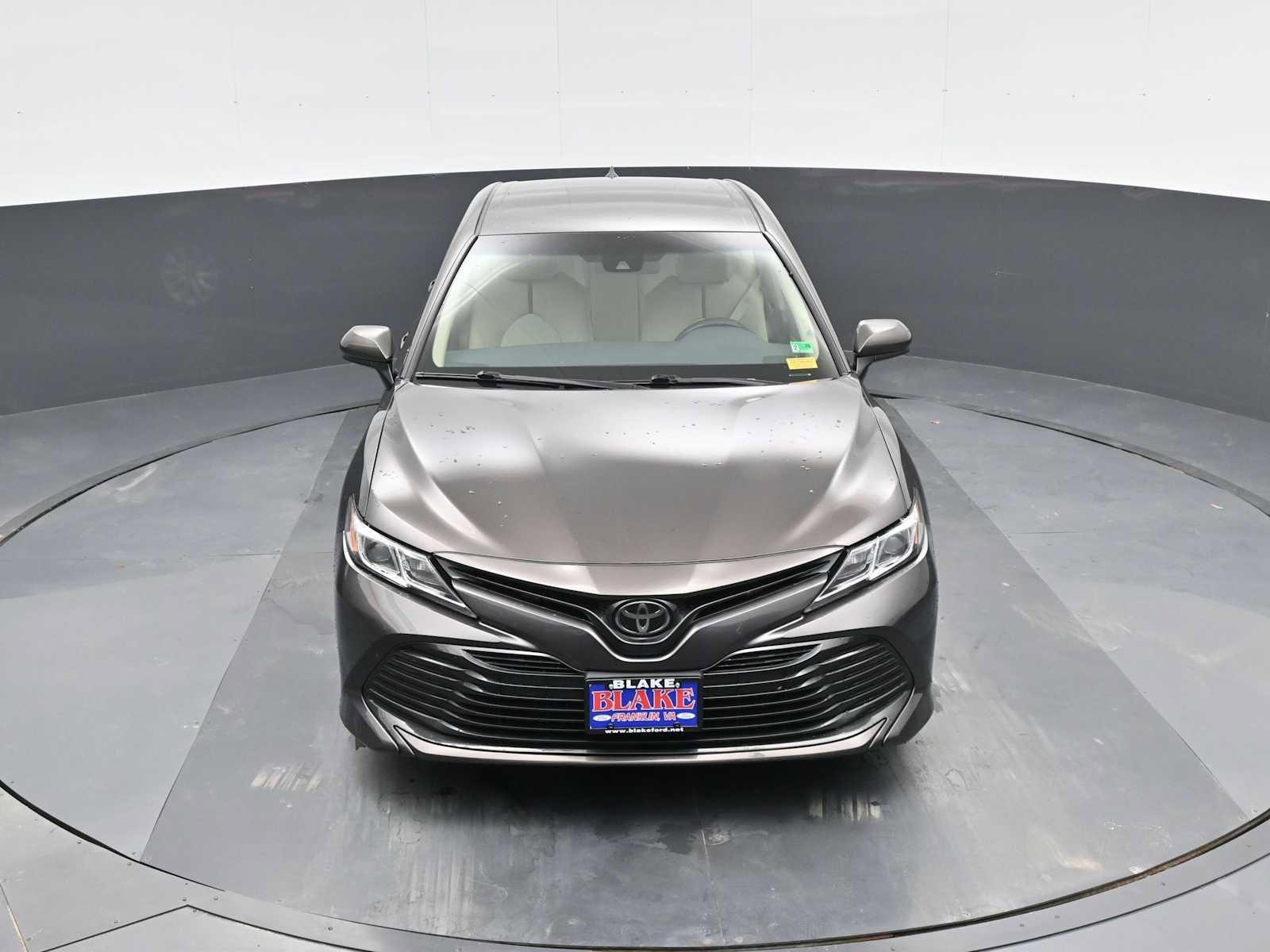 Used 2019 Toyota Camry LE image 25