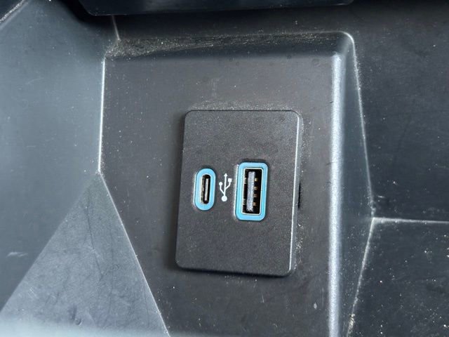 Used 2023 Ford F150 Lariat image 40