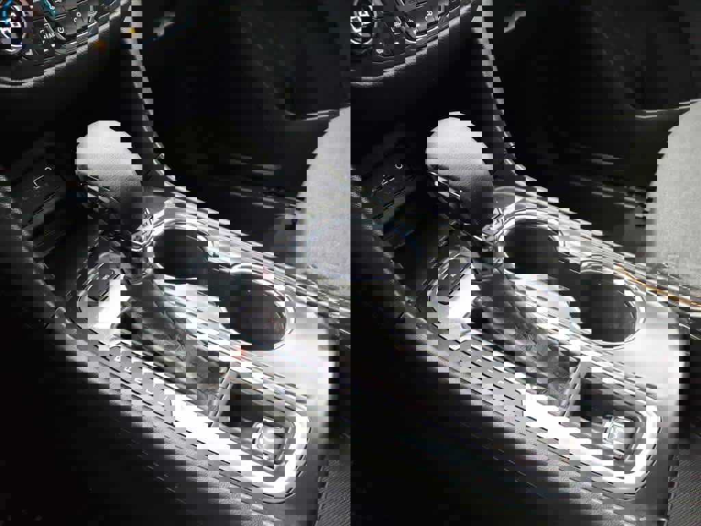 Used 2023 Chevrolet Equinox LT image 16