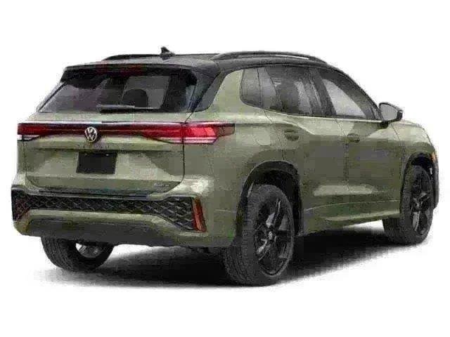 New 2026 Volkswagen Tiguan SE R-Line AWD/4WD image 2