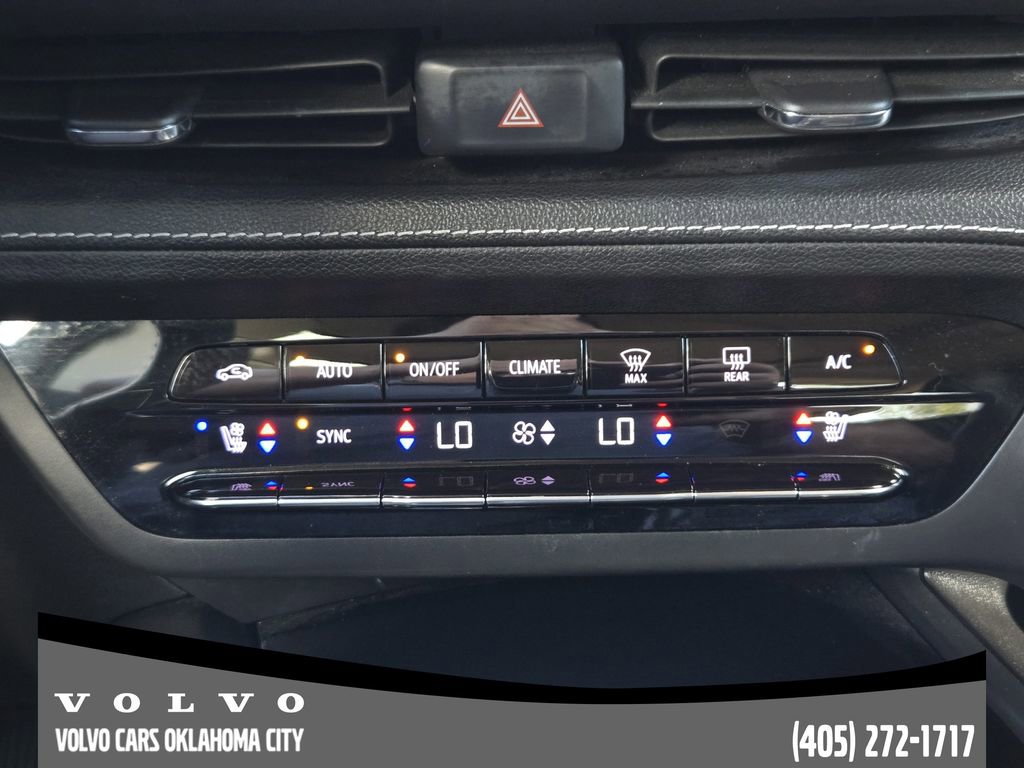 Used 2022 Buick Envision Avenir w/ Technology Package II image 18