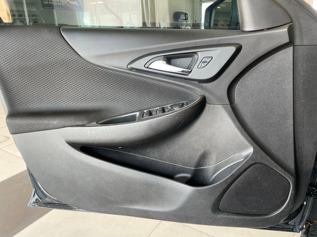 Used 2024 Chevrolet Malibu RS w/ LPO, Floor Liner Package image 9