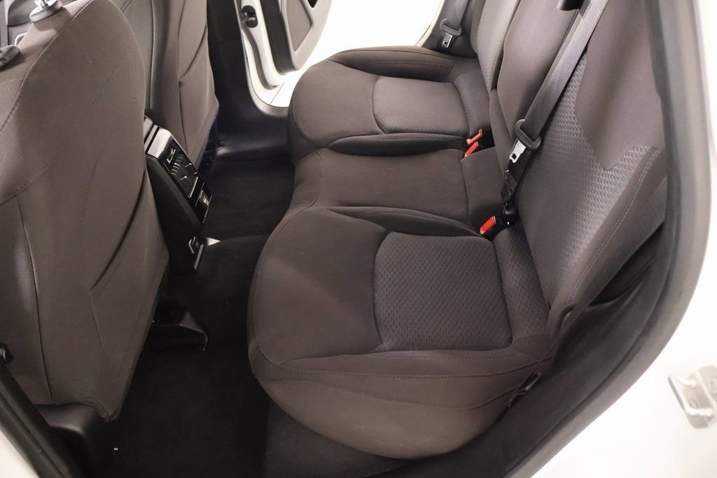 Used 2025 Jeep Compass Sport image 11