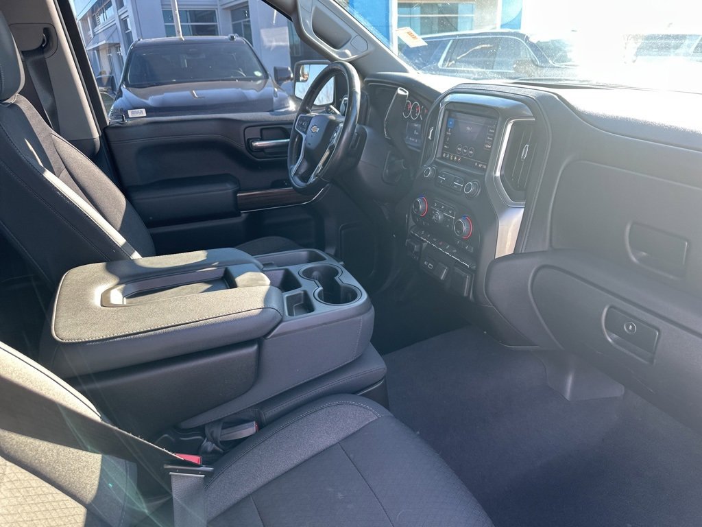 Used 2019 Chevrolet Silverado 1500 LT w/ All-Star Edition image 26
