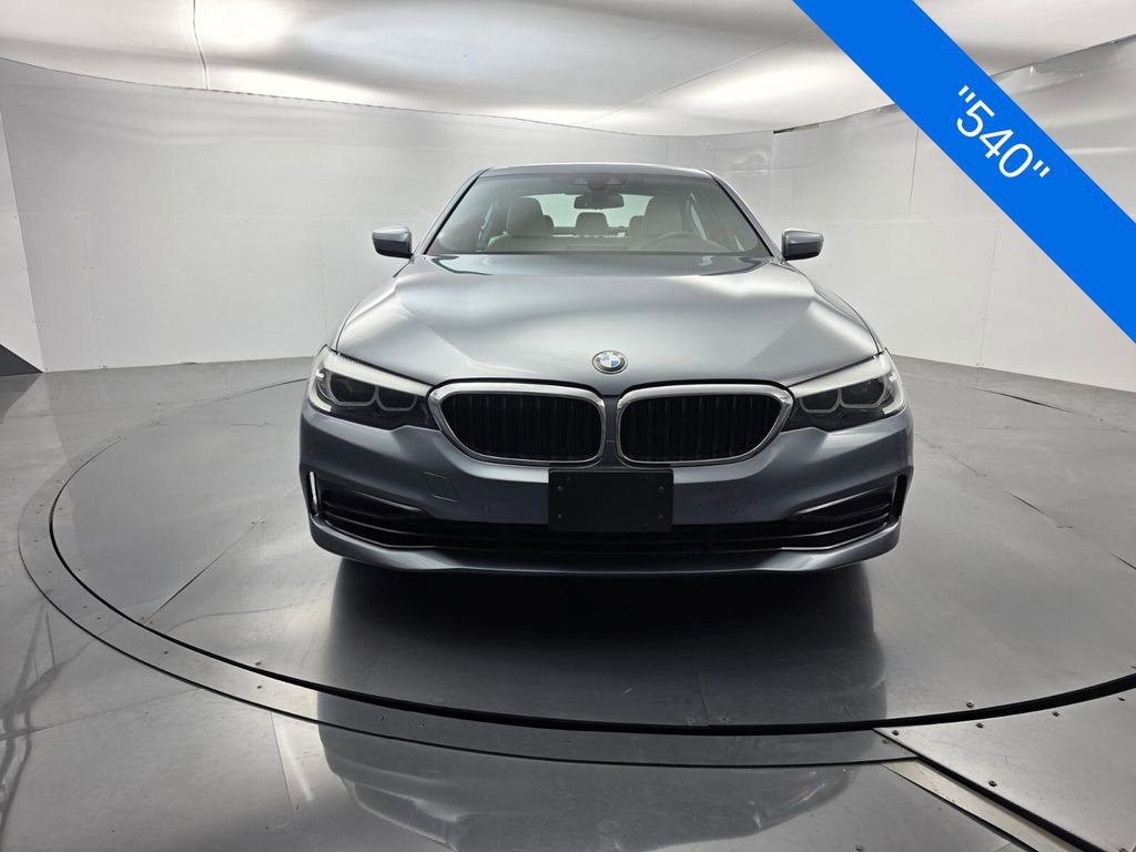 Used 2019 BMW 540i w/ Convenience Package RWD image 2
