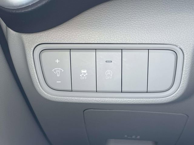 Used 2025 Kia Soul LX w/ LX Technology Package image 21