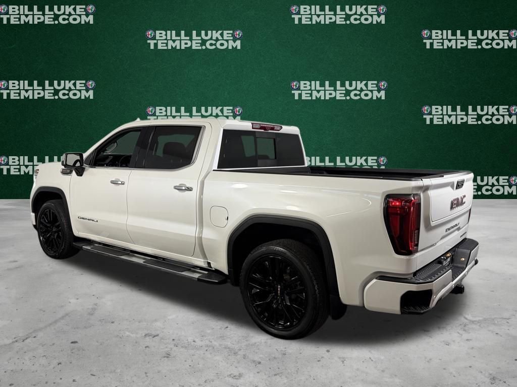 Used 2024 GMC Sierra 1500 Denali w/ Technology Package AWD/4WD image 9