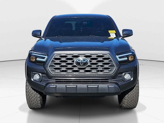 Used 2023 Toyota Tacoma TRD Off-Road w/ Technology Package image 3