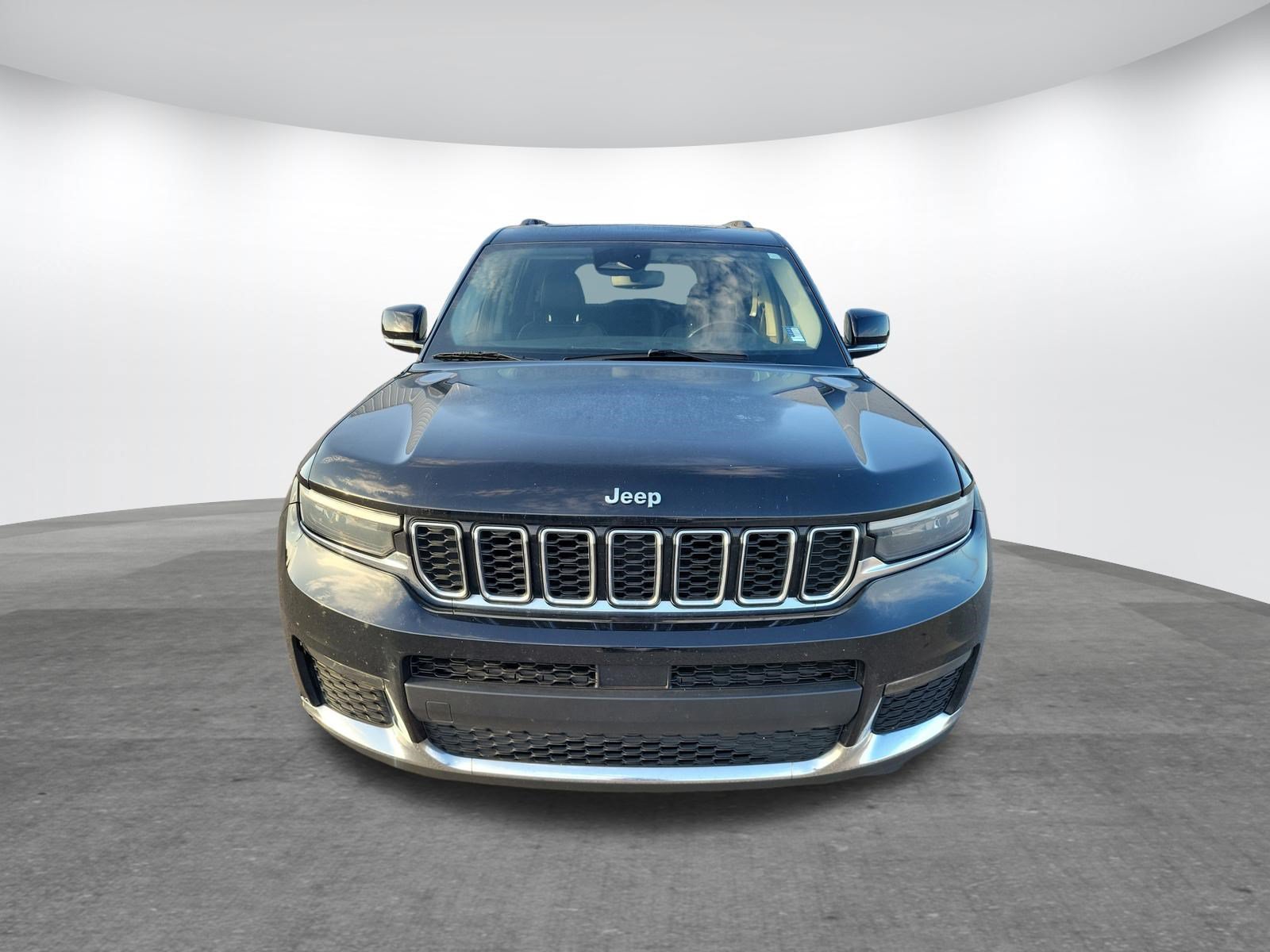 Used 2021 Jeep Grand Cherokee L Limited AWD/4WD image 2