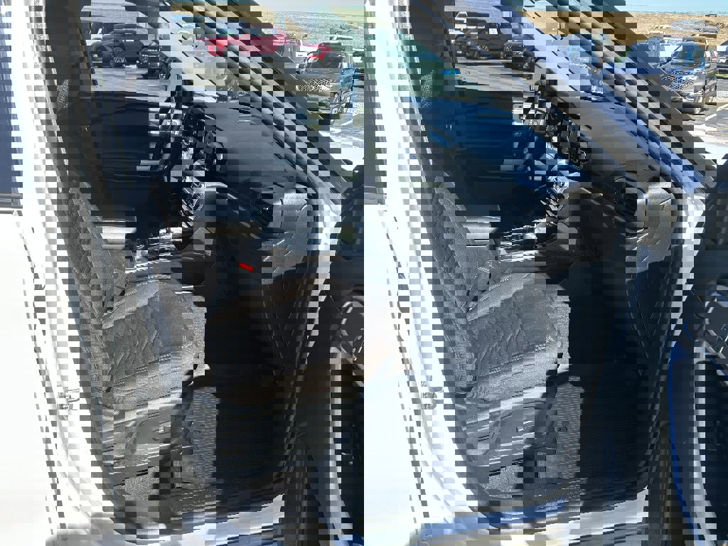 Used 2021 Ford Explorer XLT image 20