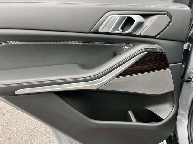 Used 2025 BMW X5 xDrive50e w/ Premium Package image 20