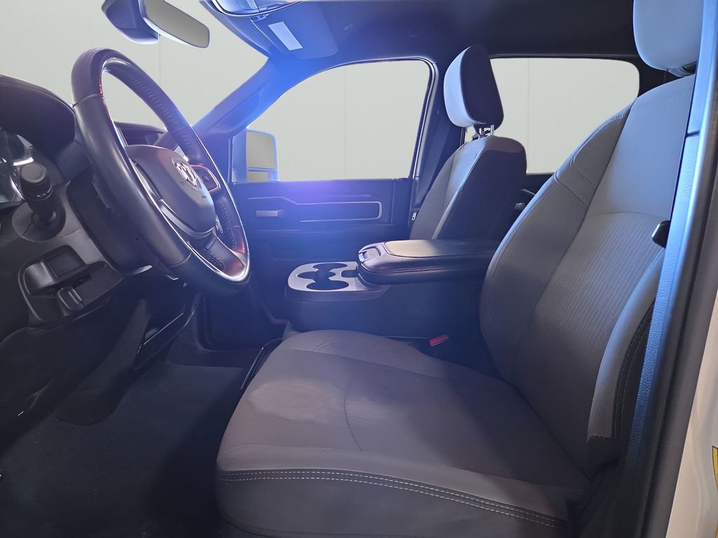 Used 2024 RAM 3500 Big Horn image 9