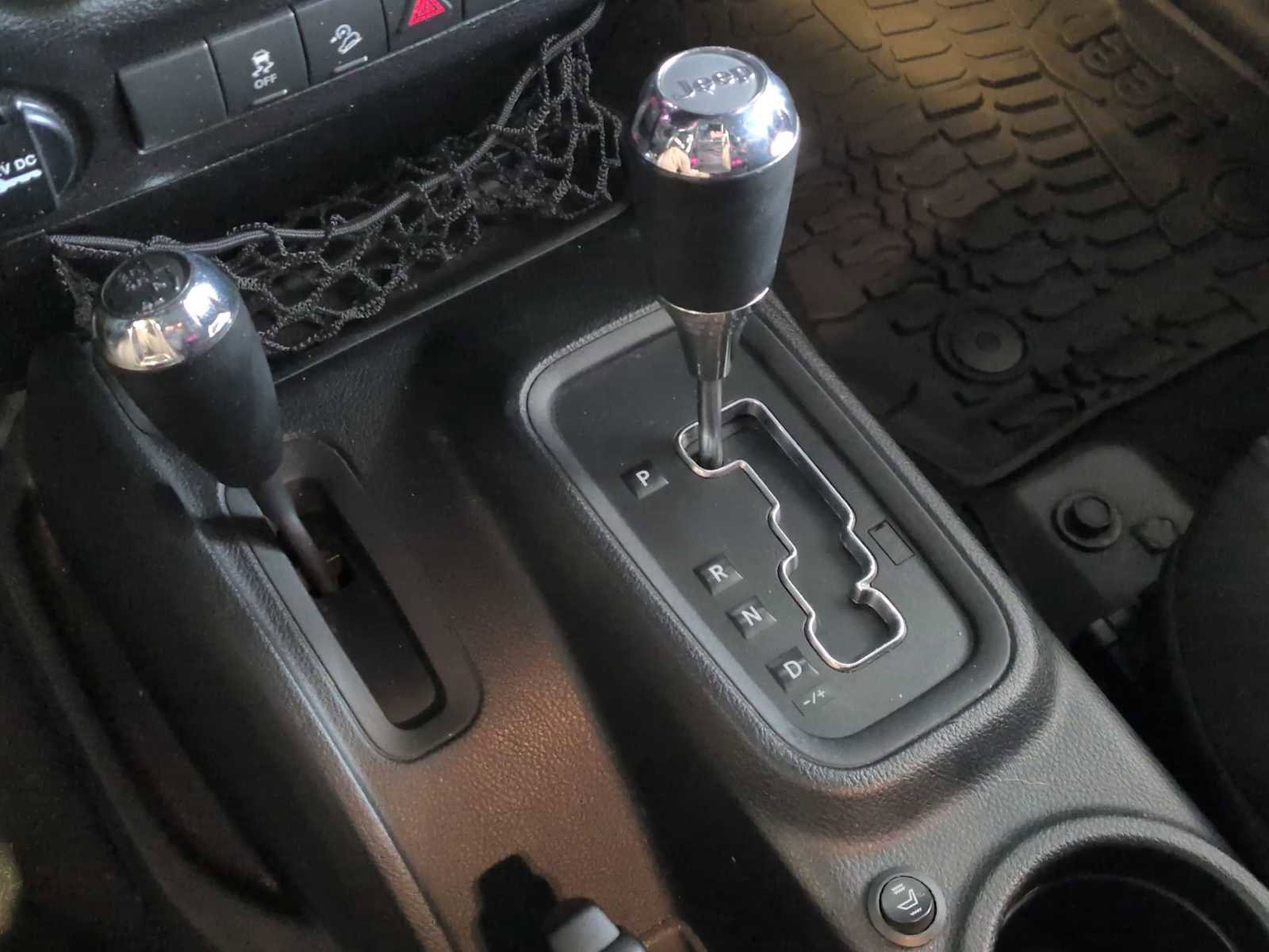 Used 2017 Jeep Wrangler Unlimited Sport w/ Connectivity Group image 26