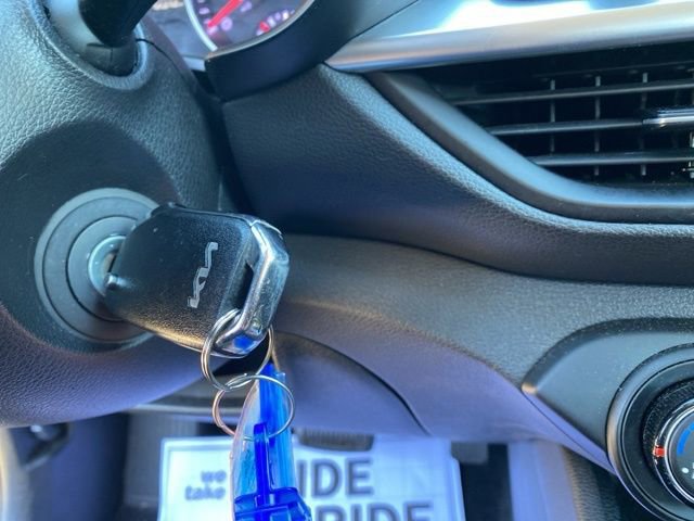 Used 2022 Kia Forte LXS FWD image 36