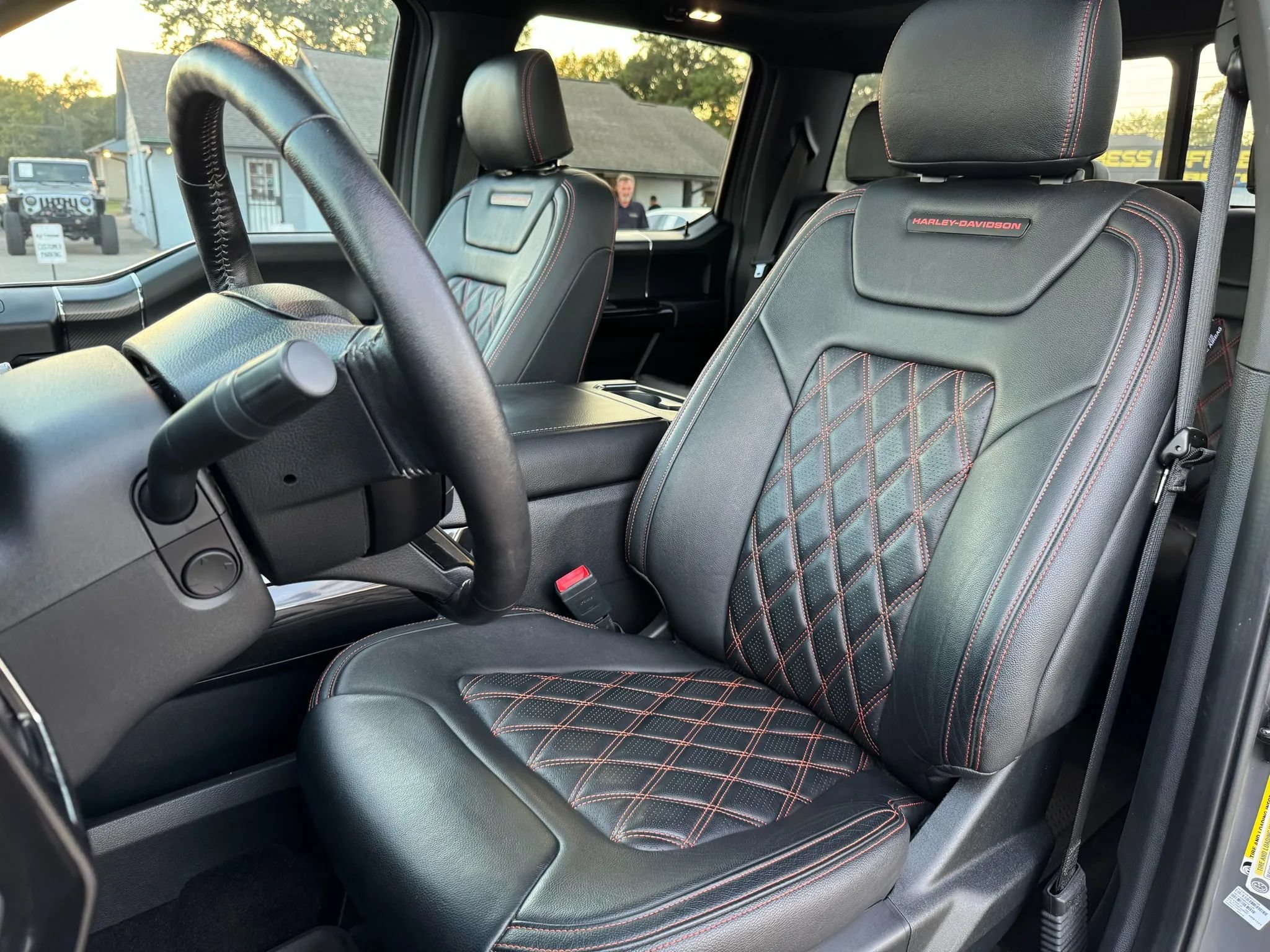 Used 2020 Ford F150 Lariat w/ Equipment Group 502A Luxury AWD/4WD image 27