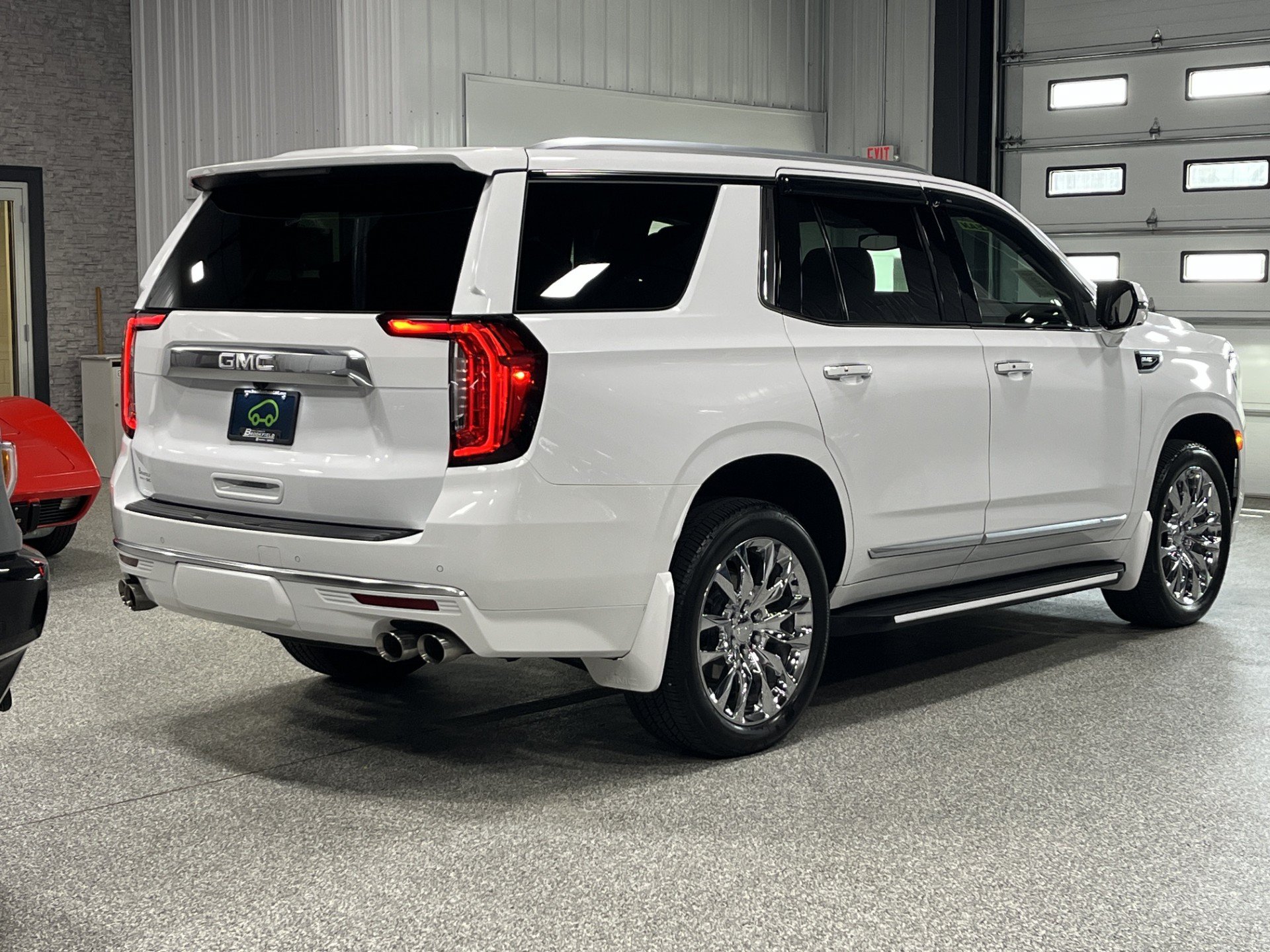 Certified 2022 GMC Yukon Denali AWD/4WD image 4