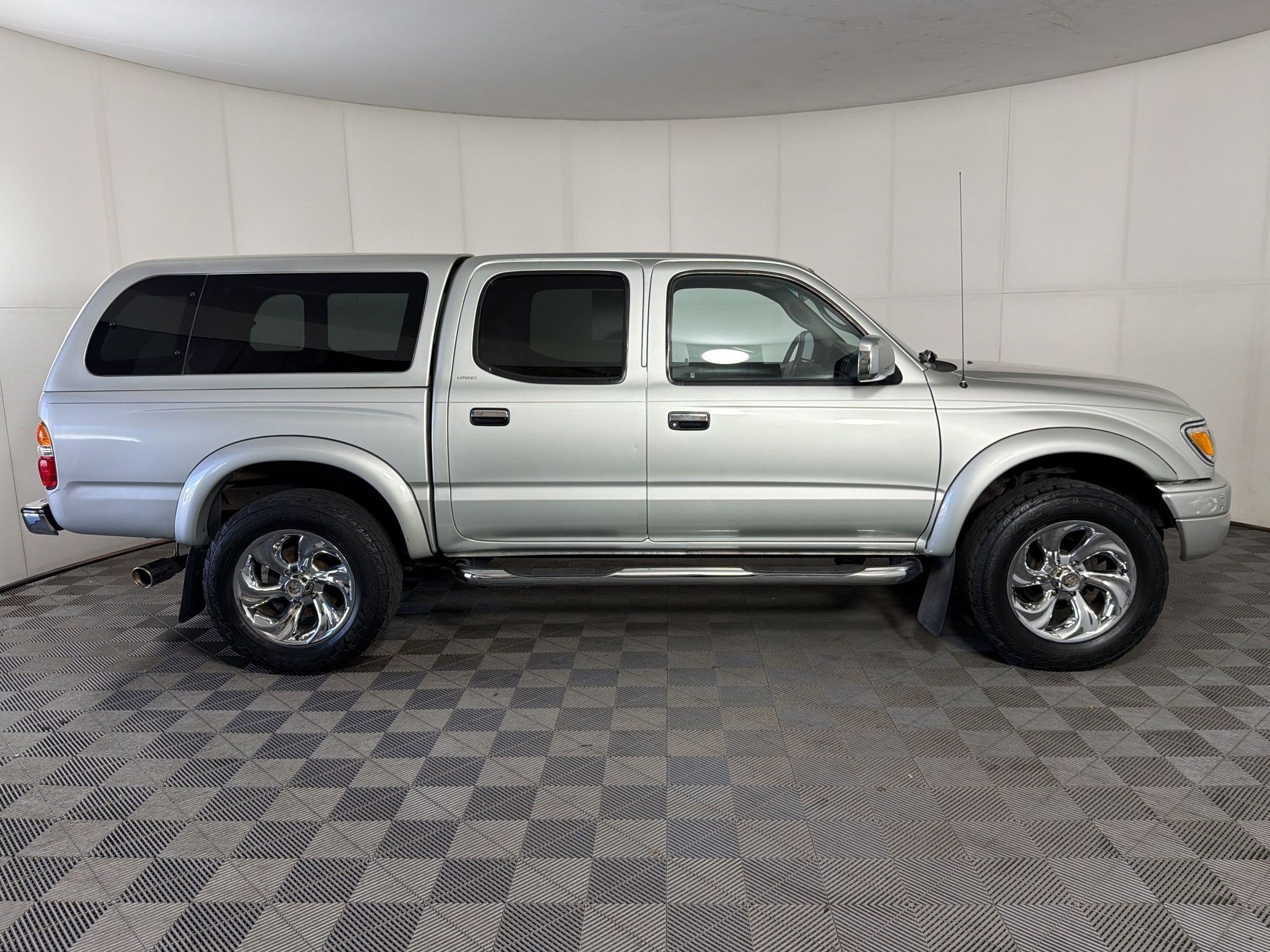 Used 2003 Toyota Tacoma PreRunner w/ Limited Pkg RWD image 8