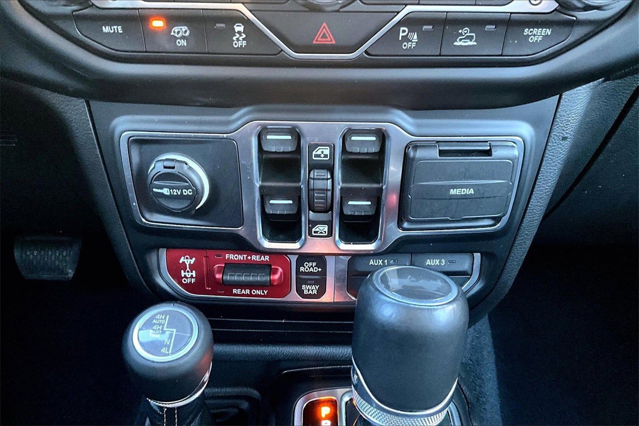 Certified 2023 Jeep Wrangler Unlimited Rubicon 392 w/ Trailer Tow Package image 17