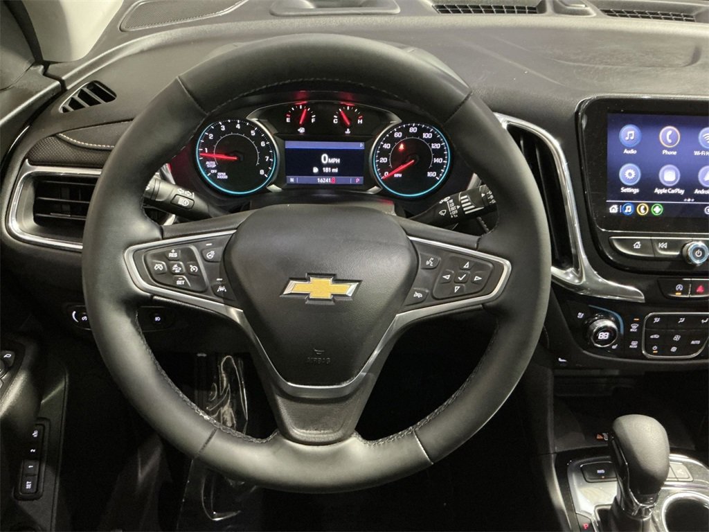 Used 2023 Chevrolet Equinox Premier image 24