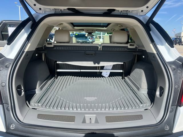 Used 2024 Cadillac XT5 Premium Luxury w/ LPO, Floor Liner Package AWD/4WD image 19