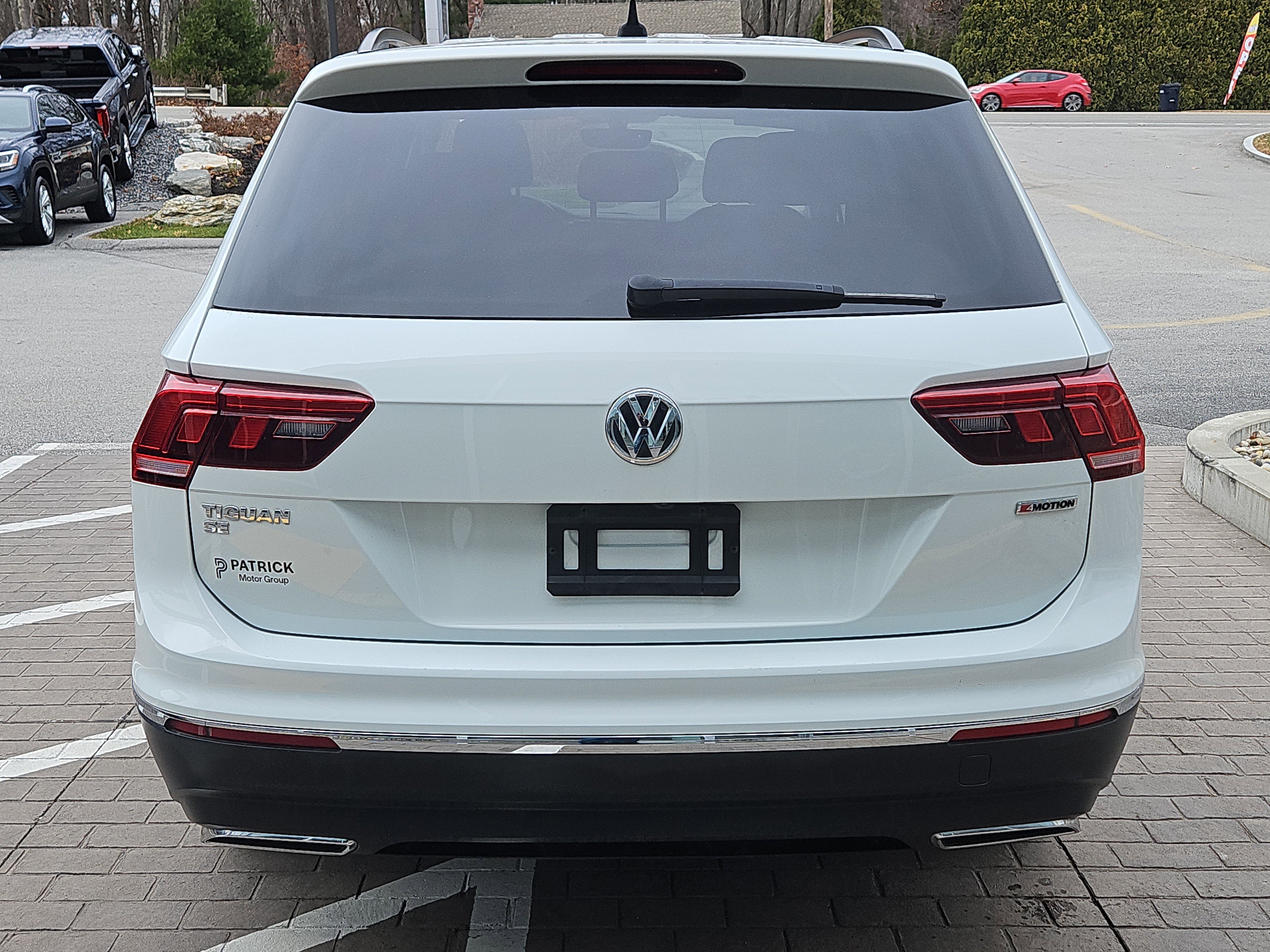 Certified 2021 Volkswagen Tiguan SE w/ Panoramic Sunroof Package image 24