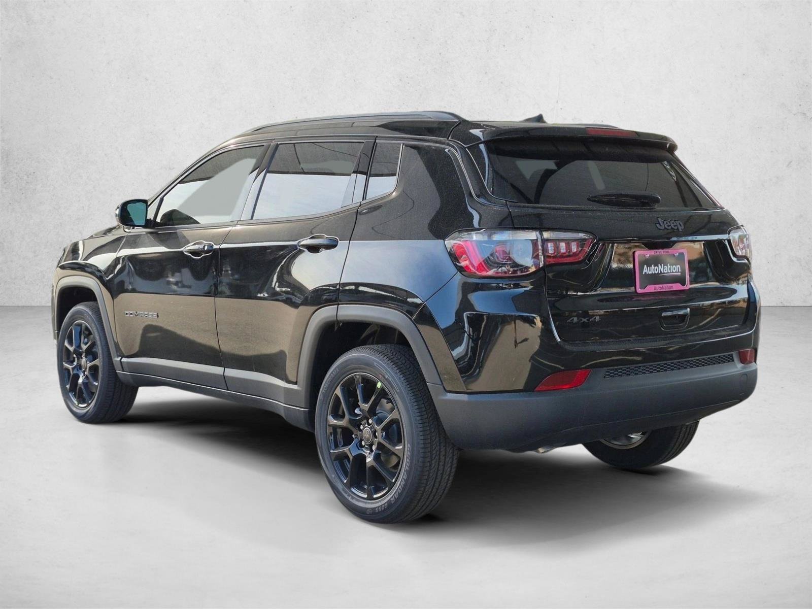New 2026 Jeep Compass Latitude AWD/4WD image 8