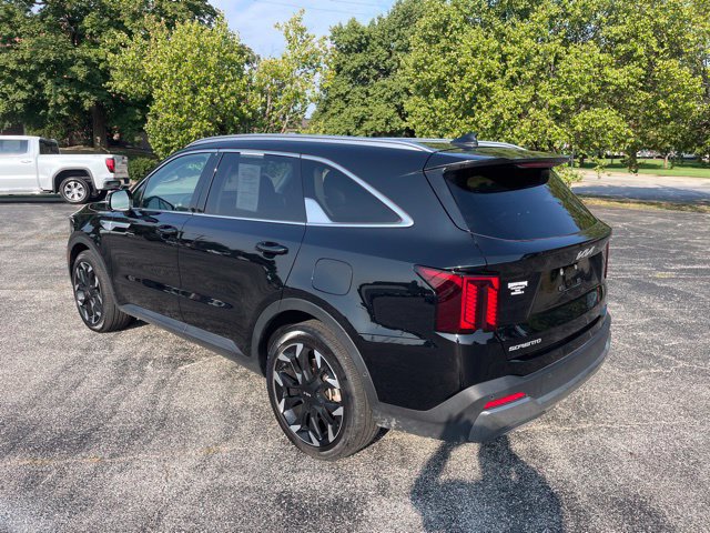 Used 2025 Kia Sorento SX FWD image 6