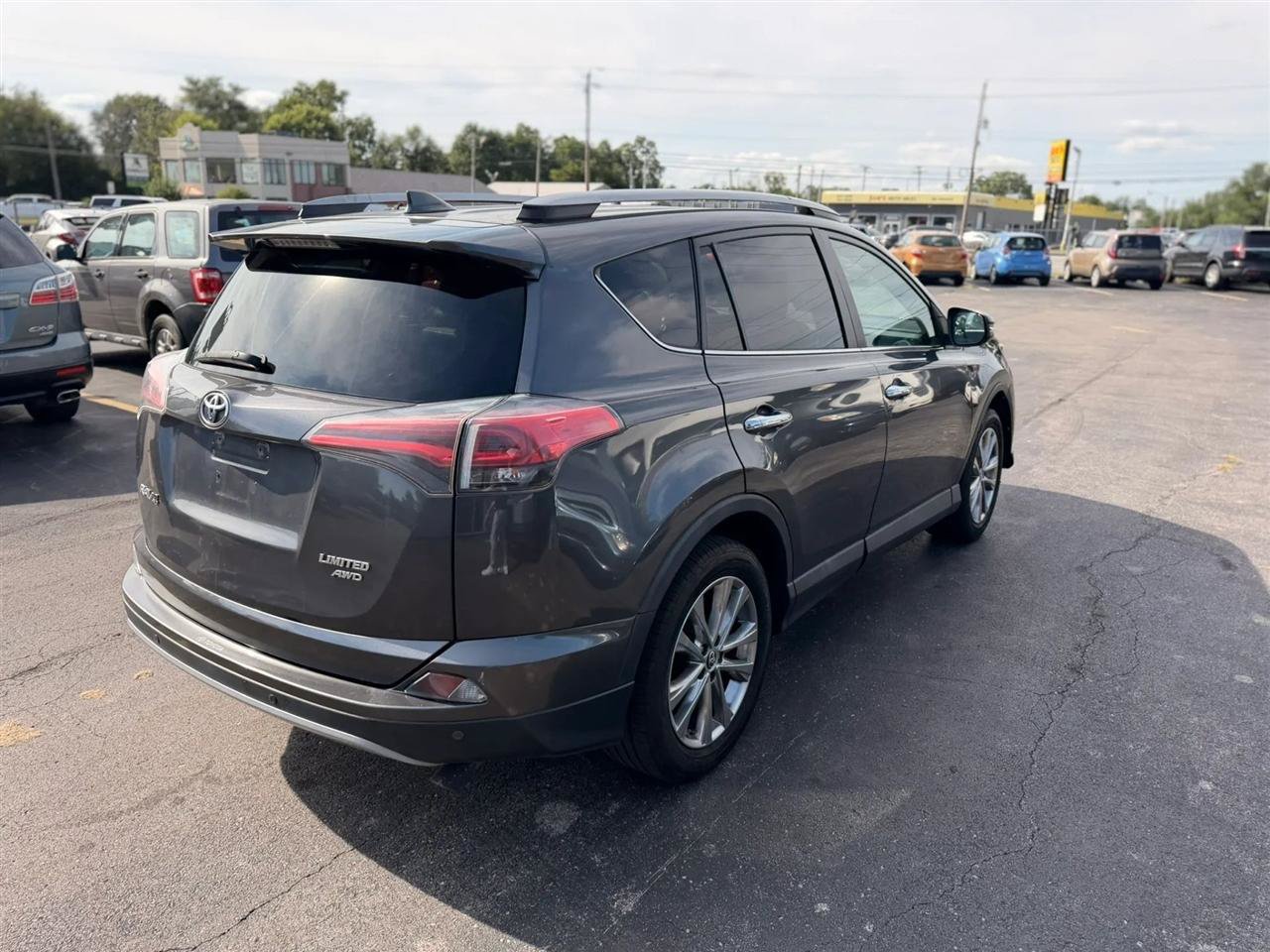 Used 2017 Toyota RAV4 Limited w/ All Weather Liner Package AWD/4WD image 6